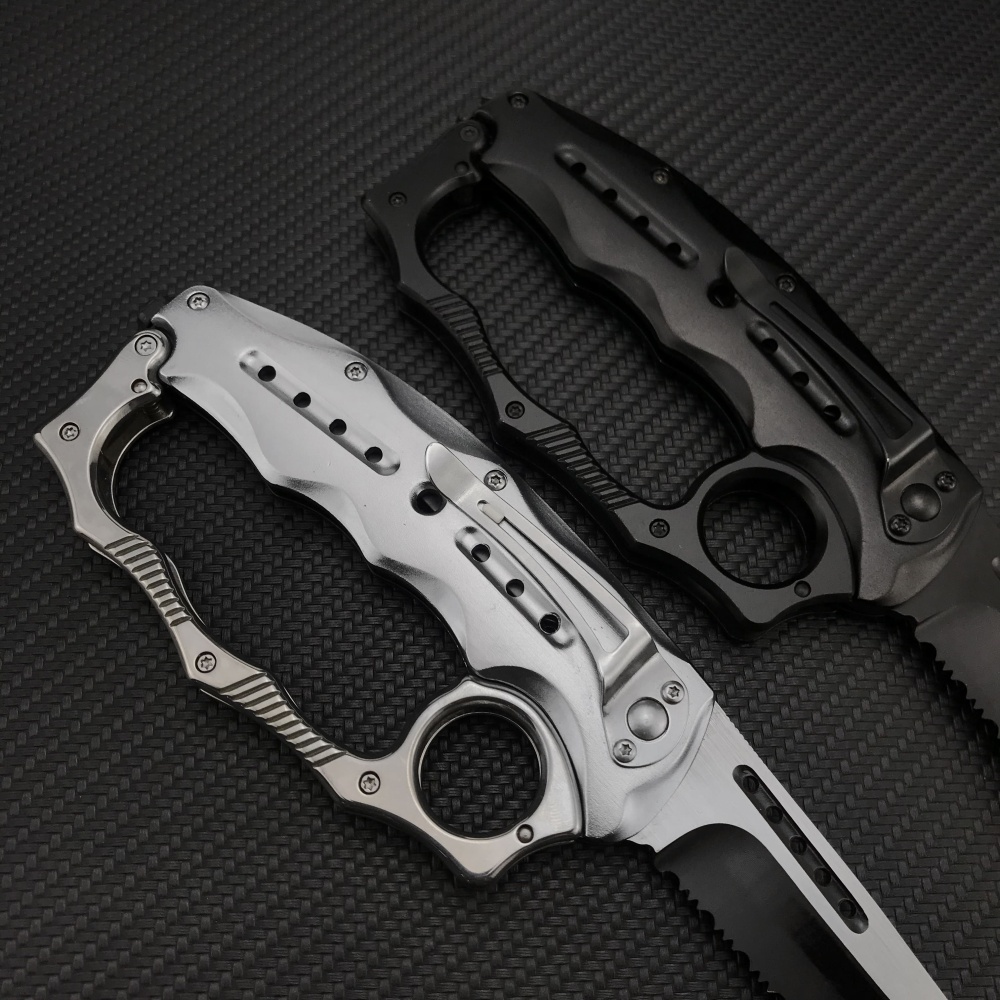 Cold Steel B098 Fist Folding Knife/Black/White