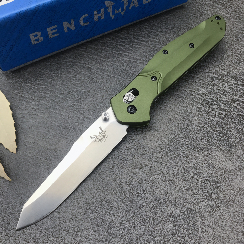 BM-940 folding knife, convenient knife, aluminum alloy handle, bearing lock, computer numerical control laser cutting technology, excellent quality