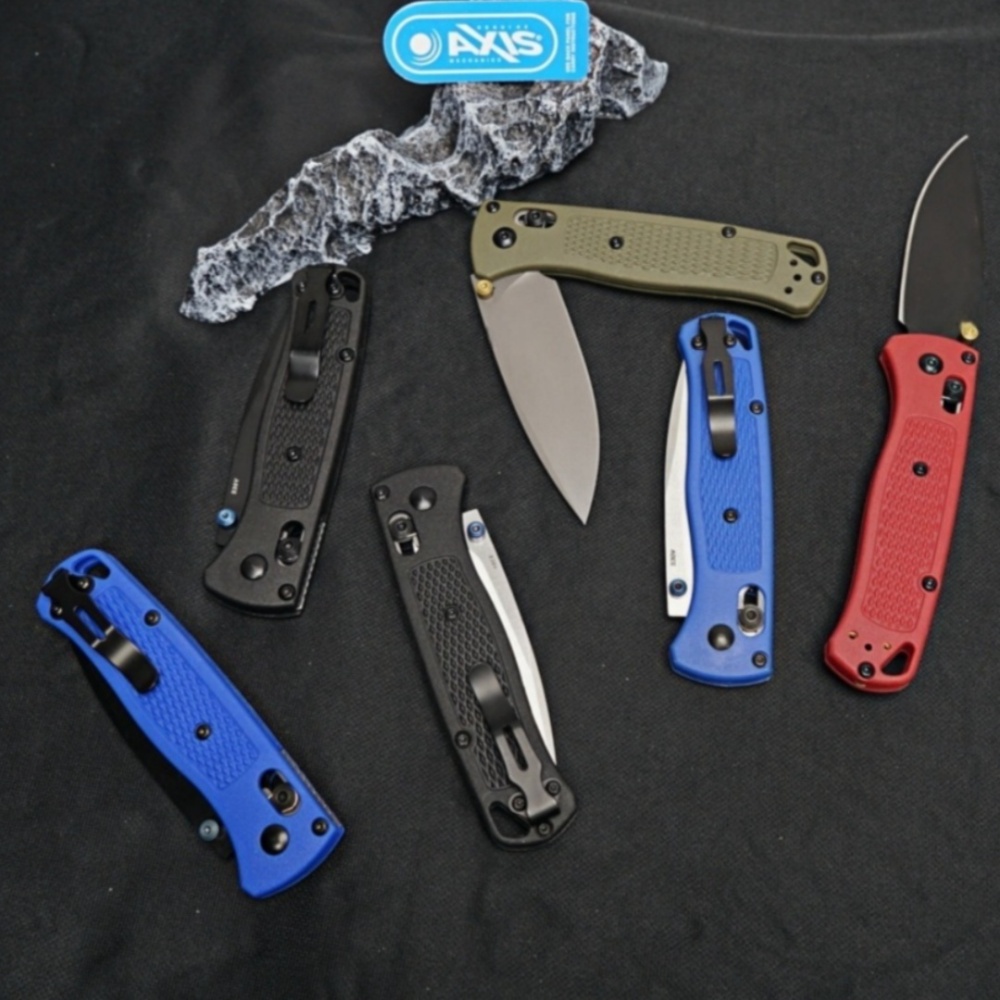 Model 535, folding knife, full color link