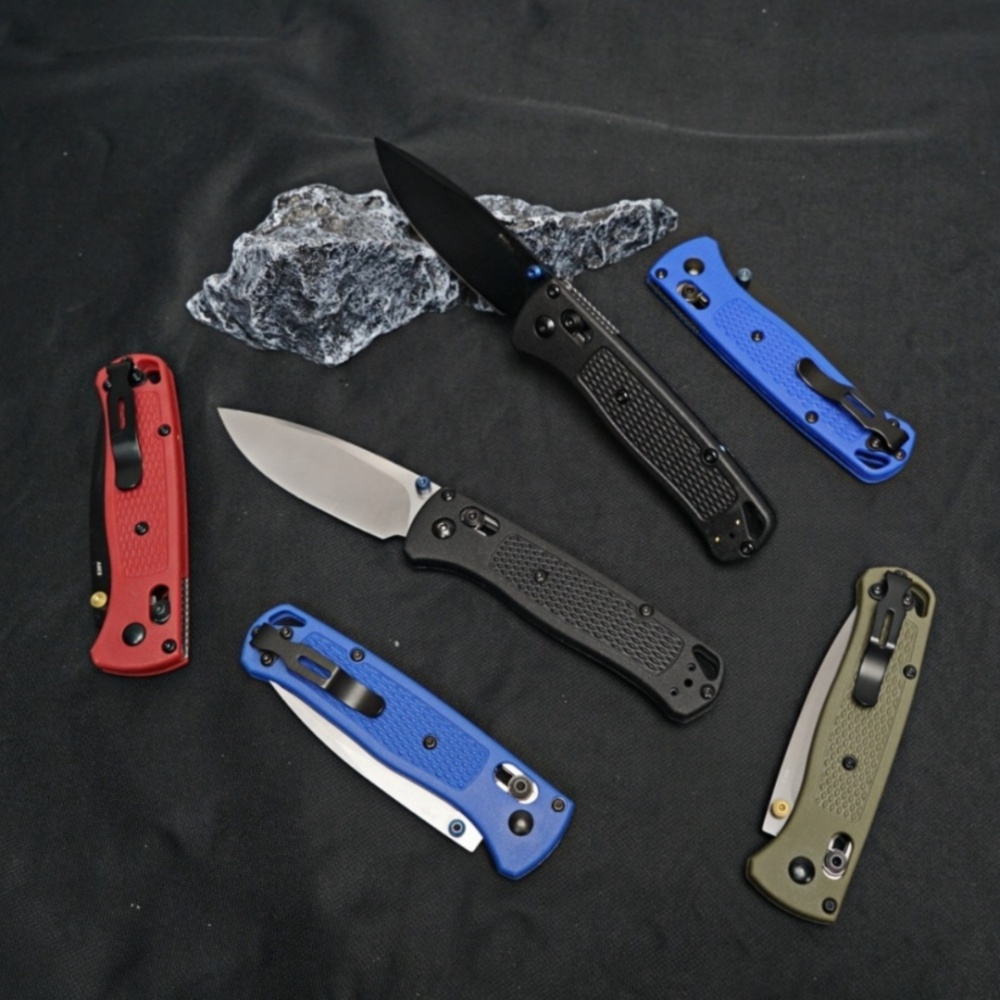 Model 535, folding knife, full color link