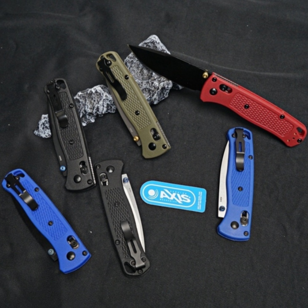 Model 535, folding knife, full color link