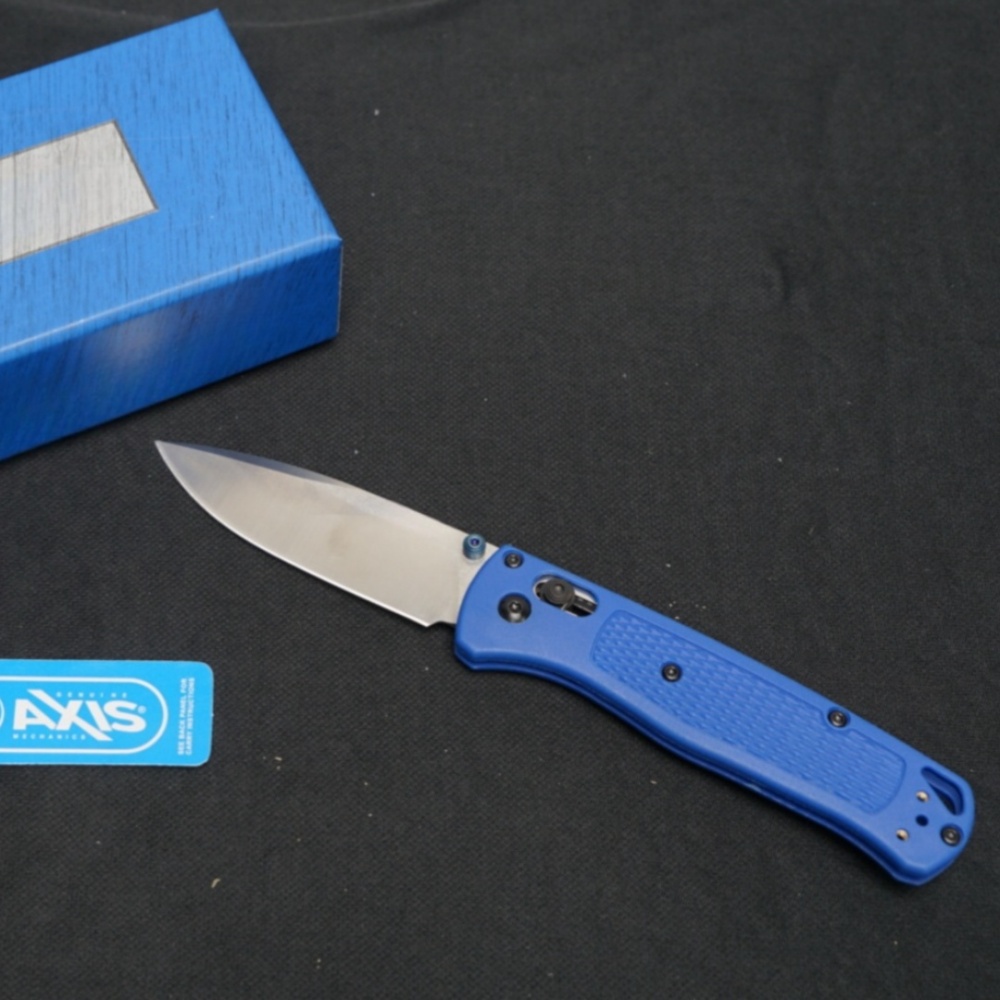 Model 535, folding knife, full color link