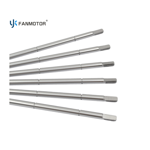 Eje de motor de ventilador de acero al carbono mecanizado CNC personalizado para un funcionamiento suave