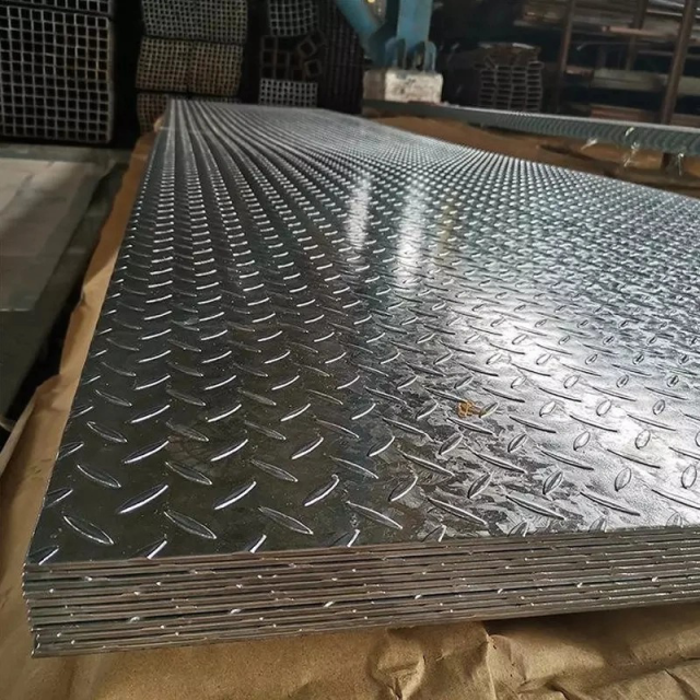 5mm Cold Rolled No.4 Finish 304L Stainless Steel Checkered Plate