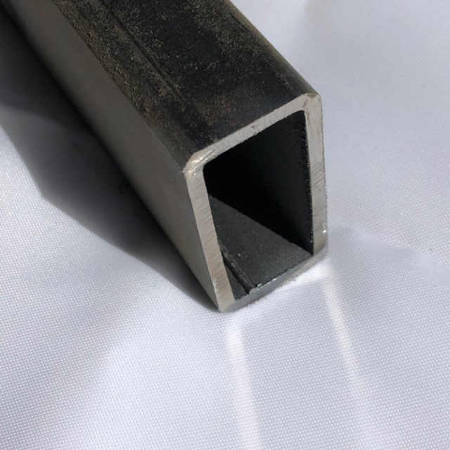 ERW API 5L X42 300mmx200mm Wall Thickness 10mm Length 12m Carbon Steel Welded Rectangular Pipe