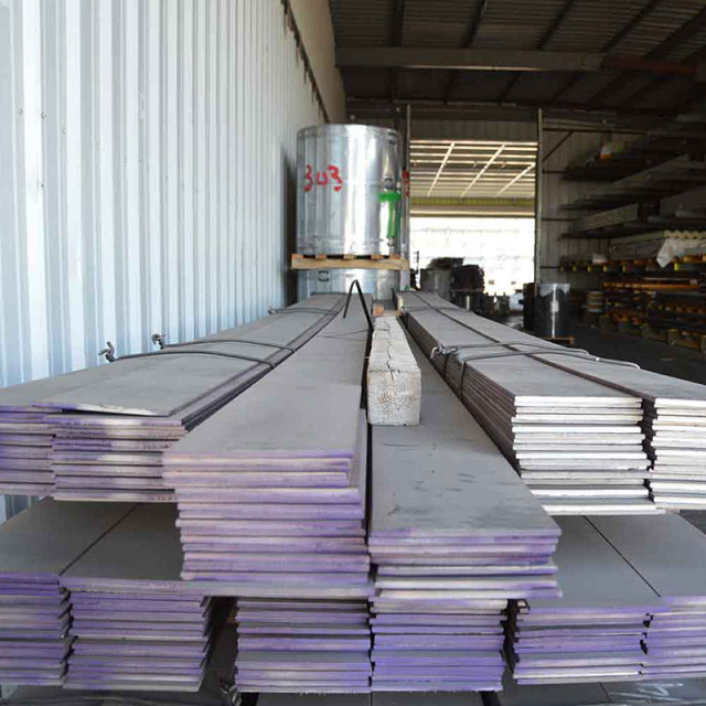 Hot Rolled SAE 1045 40mm Width 8mm Thickness 9m Length Carbon Steel Flat Bar