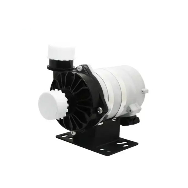 24V DC Mini Automotive Water Pumps For Car Air Conditioning Circulation