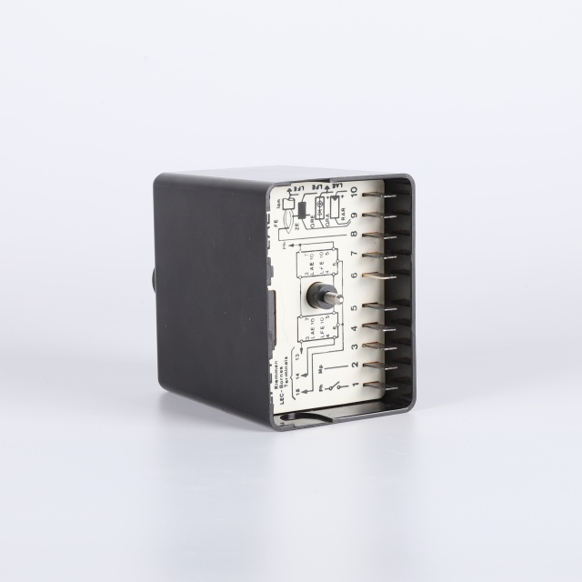 Flame monitor for Burners in Marine Boilers
