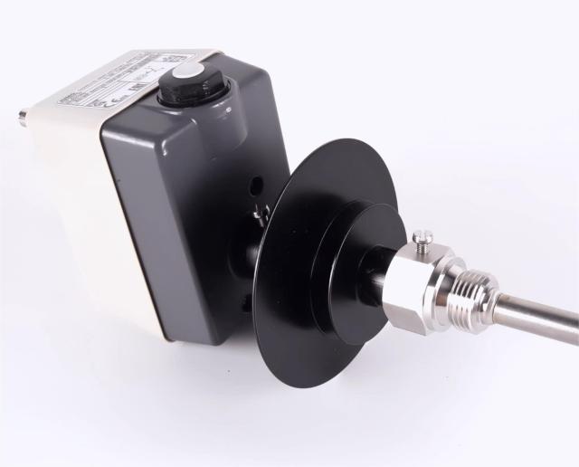 Marine Surface Mounted Temperature Switch