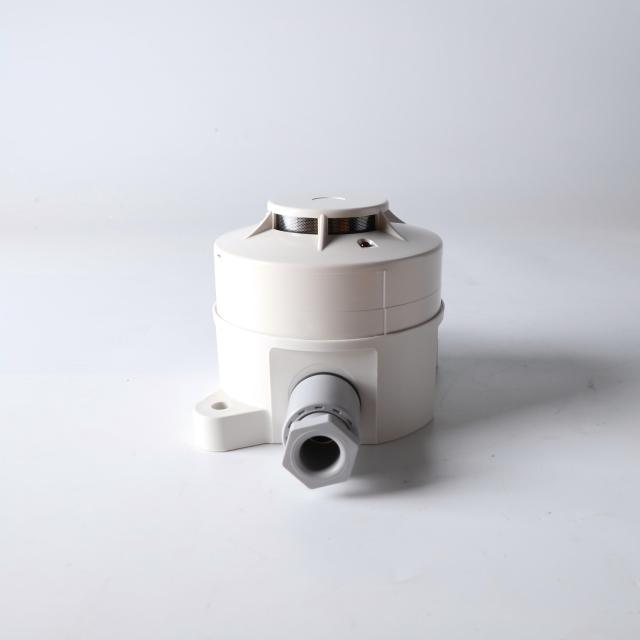 Photoelectric Smoke Detector for Use in Ship Engine Rooms