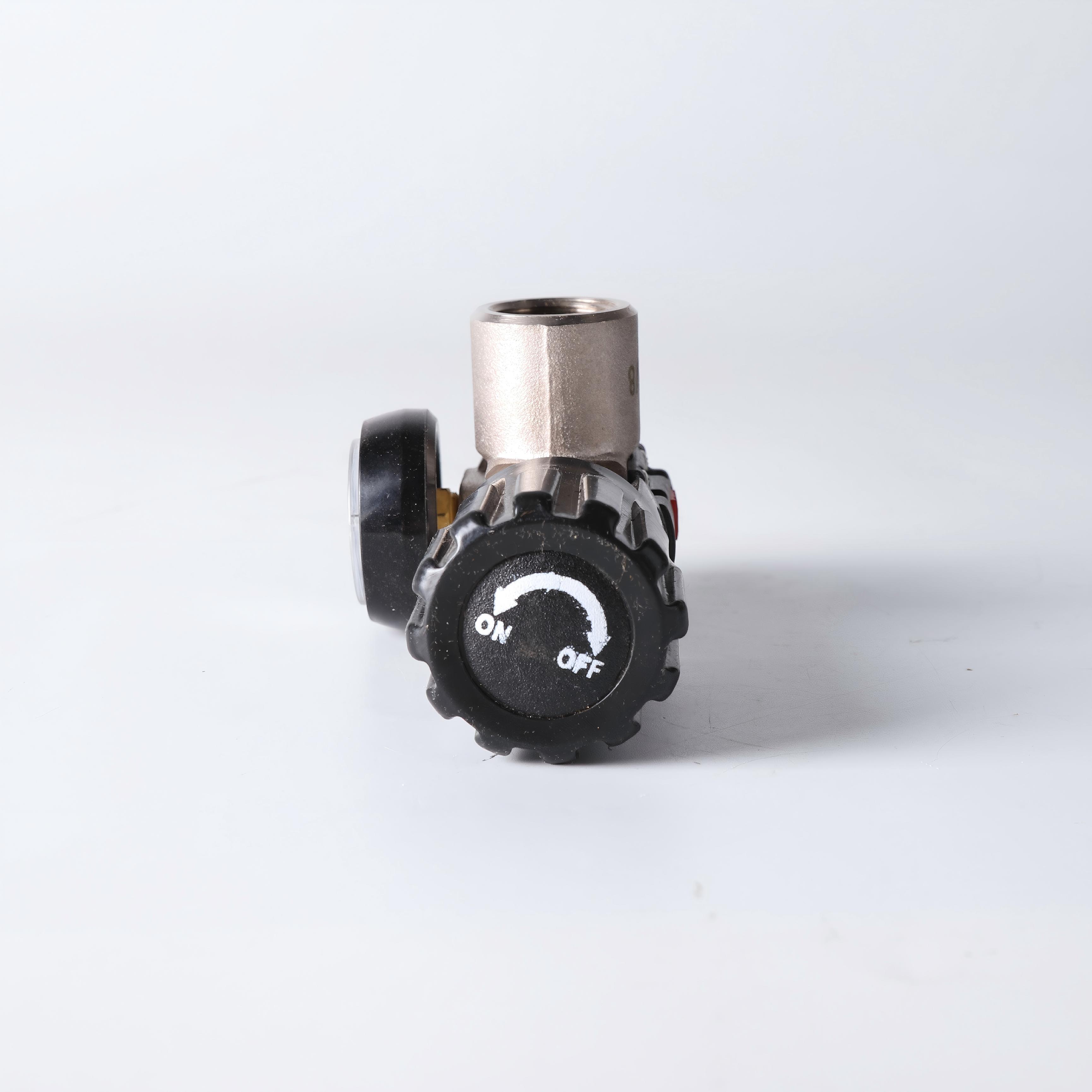 The Bottle Head Valve Assembly on the Marine Fire and Rescue Gas Cylinder