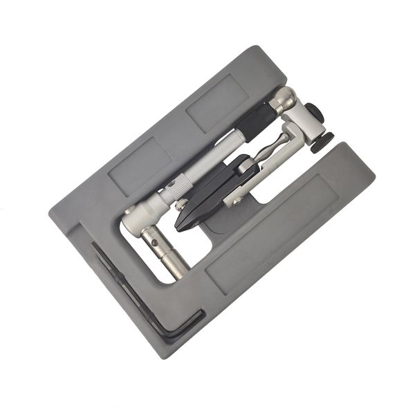 BTI-09E-6122 Foldable fly tying vise