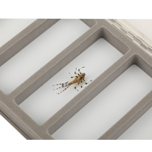 Riverruns Realistic Flies Mayfly Nymph Flies Trout Flies 4 Colors With Fly Box