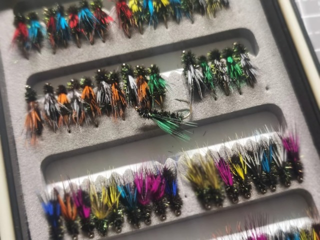 BTI-09D-4030 Guinea Feather