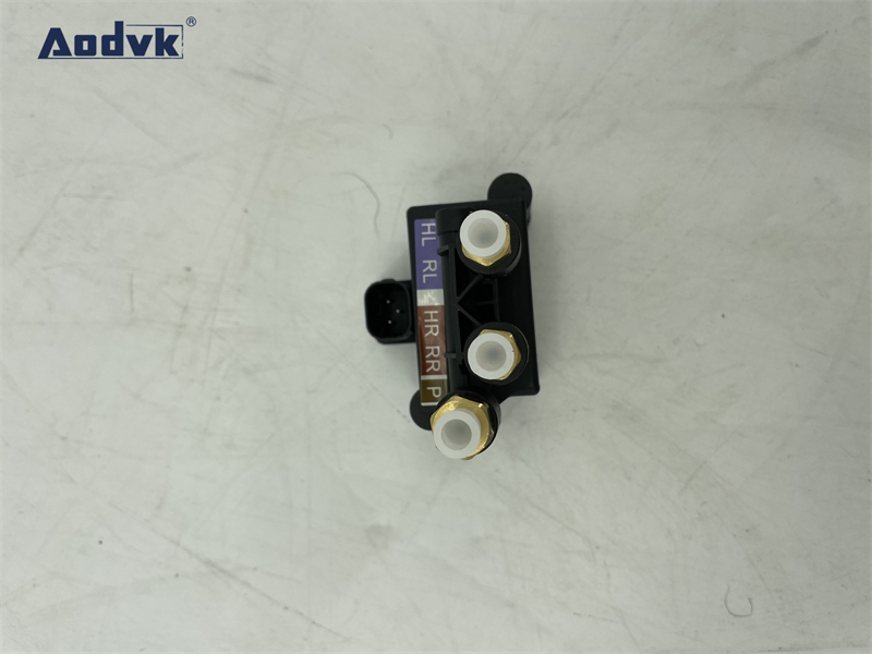 Air Suspension Valve Block For BMW G38 Suspension Component Parts 37206890320