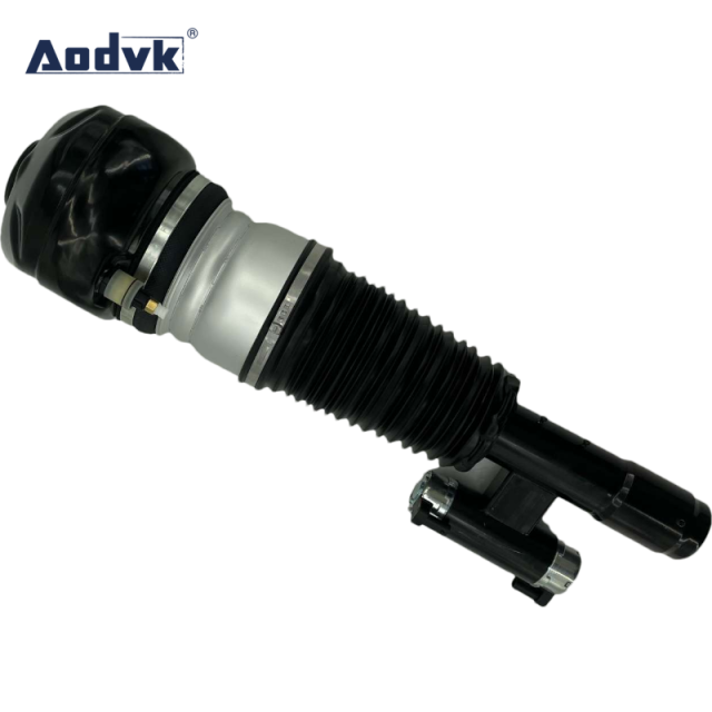 Air Suspension Front Air Shock Absorber Strut For BMW G11 G12 4WD 37106877559 37106877560