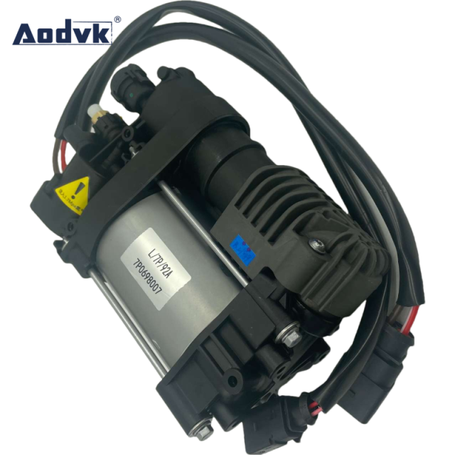 Auto Parts Portable Air Suspension Compressor Pump For Porsche Macan Touareg 7P0698007
