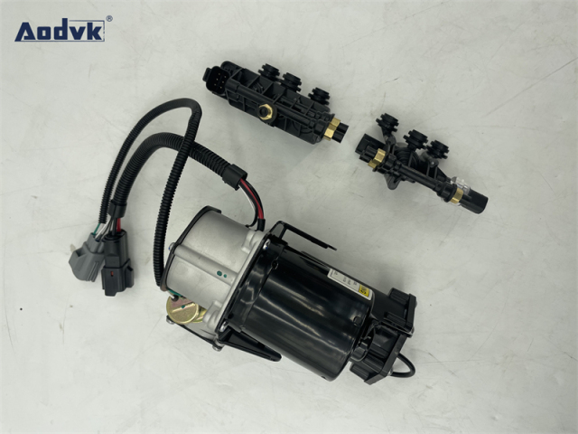 Air Suspension Compressor For Land Rover Discovery 3 Discovery 4 Range Rover Sport  LR0563041 LR061663 LR072537