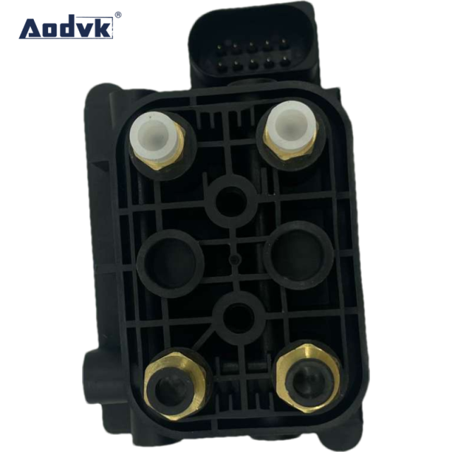Gas Filled Distribution Valve Block For Jaguar XJL C2D47540