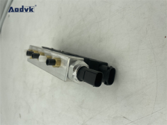 Jaguar XJ Series Air Compressor Air Suspension Valve Block C2C27702 C2C22909