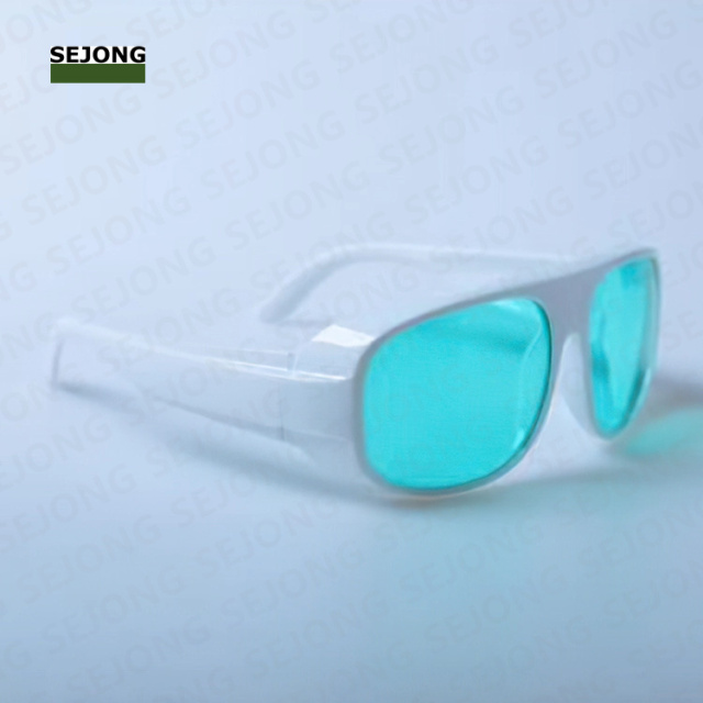 700nm Laser Safety Goggle