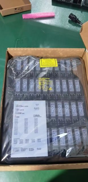 Finisar FTLF8536P5BCL 25G SR SFP28 Transceiver, 25.78Gb/s LC for 4G Network RoHS