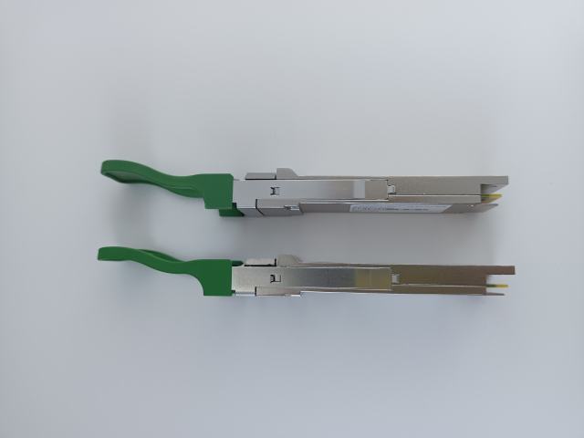 InnoLight TR-FC13T-NFB QSFP28 Optical Transceiver