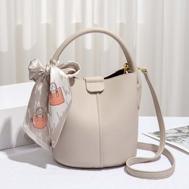 Women's bag genuine leather bucket bag high-end large-capacity handbag new Korean style women's bag trendy shoulder crossbody bag