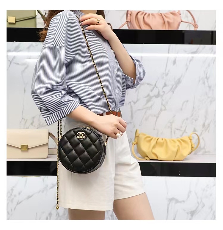 UR women's bag 2023 new diamond chain bag small round bag fashionable versatile shoulder bag casual crossbody bag for women