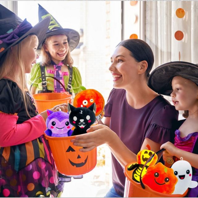 6 Pack Halloween Stuffed Plush Set Soft Pumpkin Toys Gift for Kids Girls Party Favors