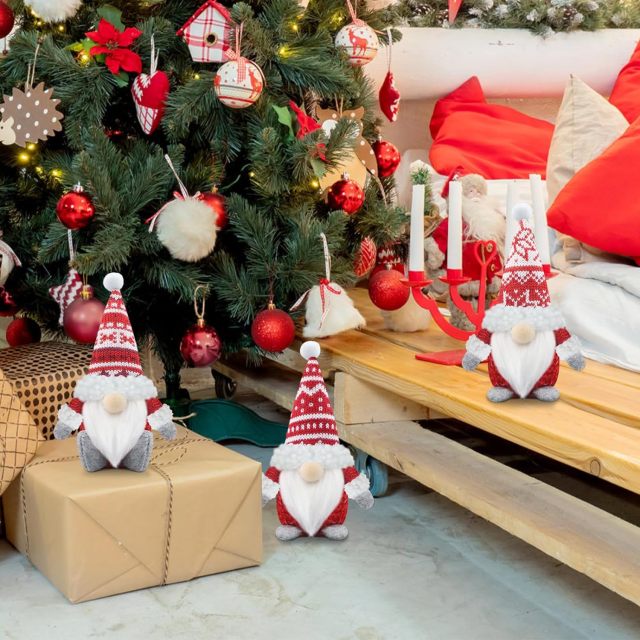 Christmas Gnomes Figures Set of 3 Christmas Decoration Gnome Plush for Home Kitchen - Red