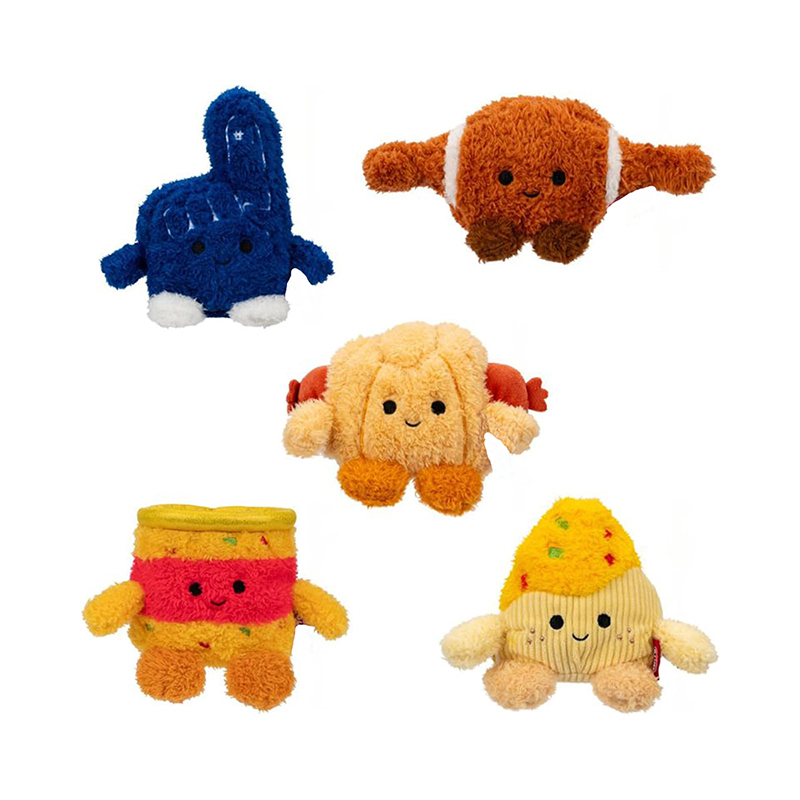 4.5-inch Food Series Tortilla Chip Jar of Nacho Cheese Pig in A Blanket Fan Finger Football Plush Keychain Pendant