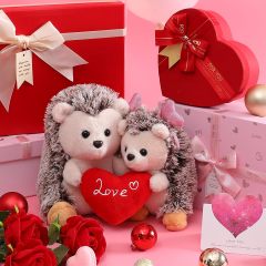7.8" Hedgehog Stuffed Animal Plush Toy Holding Heart