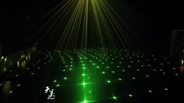 2W effect waterproof laser presenting a starry effect design for atmosphere rendering