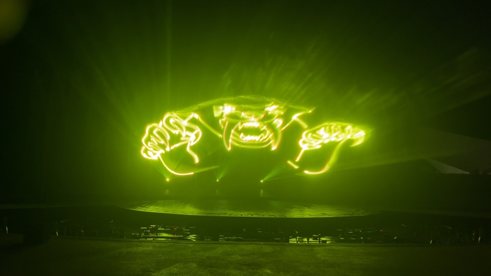 BL30.0RGB TW | Outdoor waterproof laser system integrated with ShowTower for outdoor performance