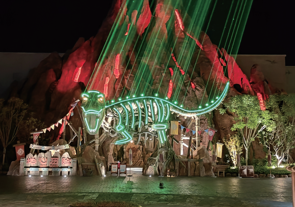 BL20.0RGB TW | Outdoor waterproof laser system integrated with ShowTower for outdoor performance