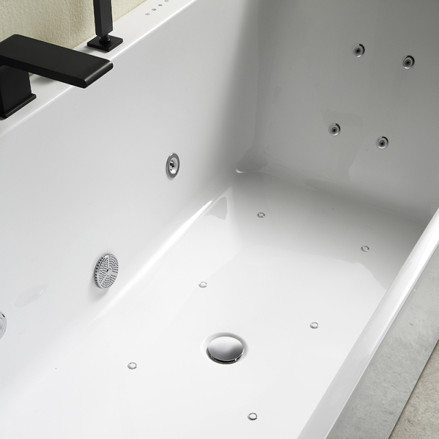 Factory Wholesale Freestanding Unique Shape Soak Heated Massage Bathtub QJ-Y0126M