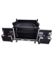 Flip flight case with speaker tray