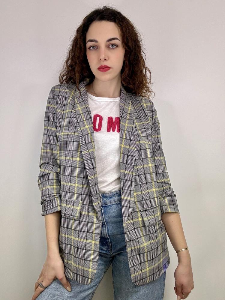 Blazer trama