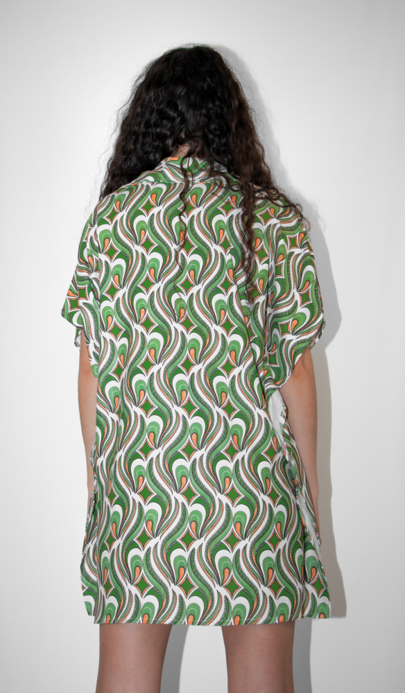 Camicia manica pipistrello con stampa grafica