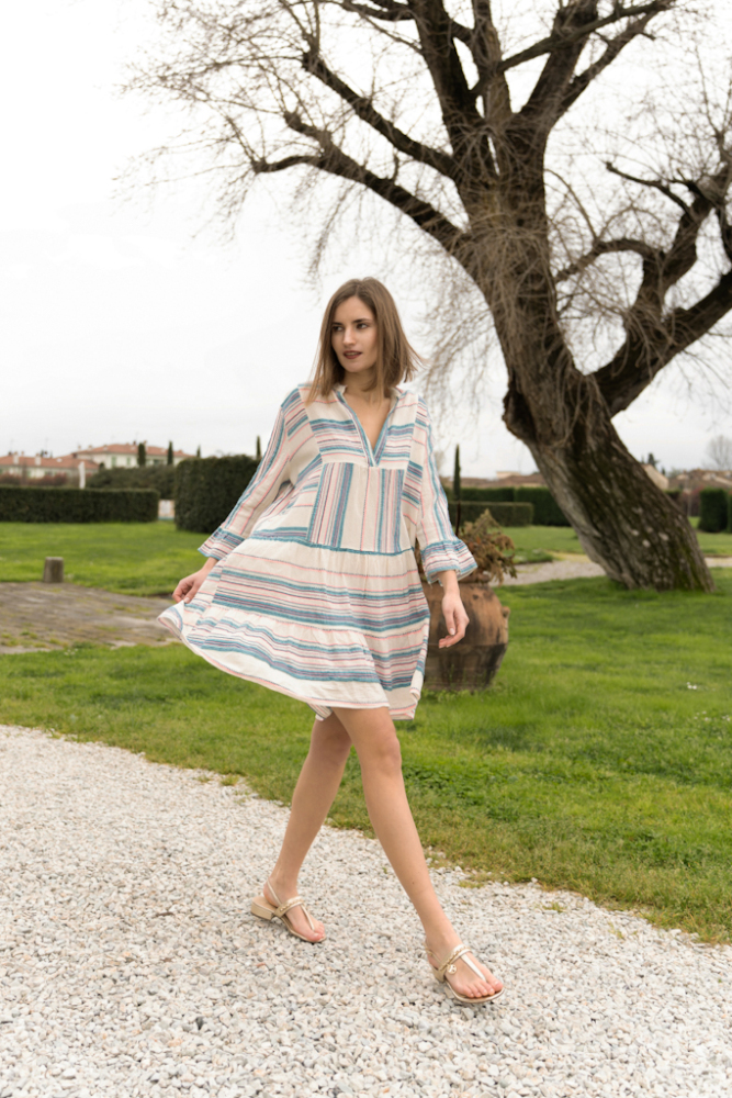 Abito con Stampa Grafica