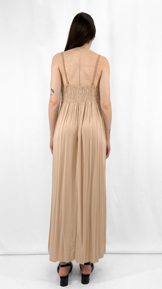 Knit Gathering Crew Neck Maxi Dress