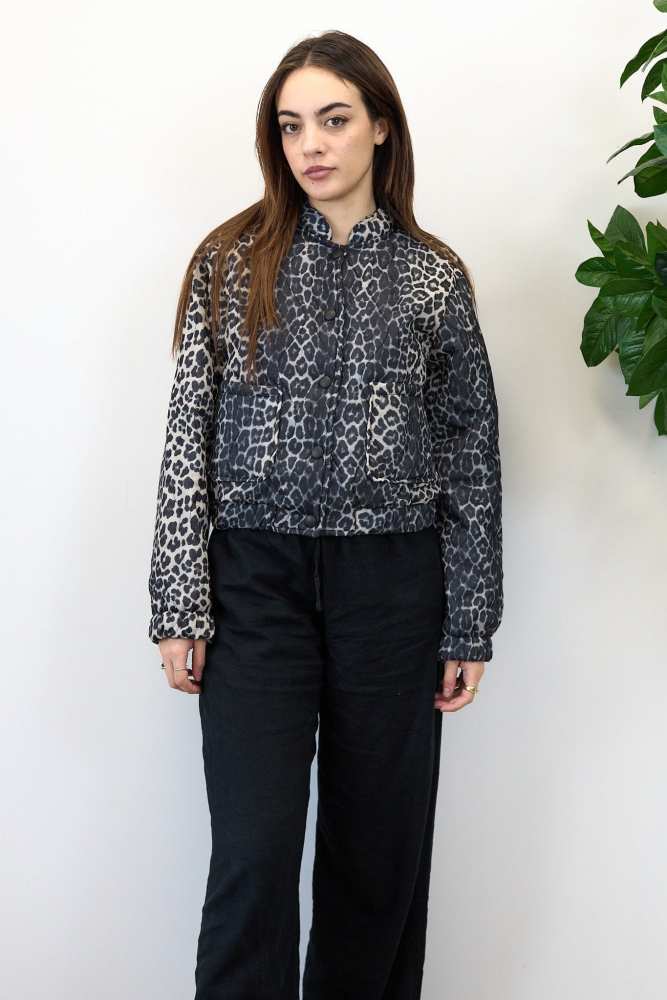 Leopard Bomber