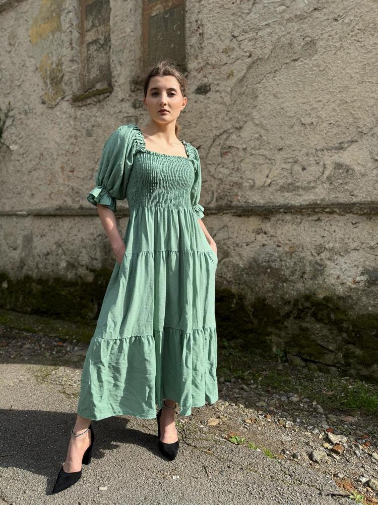 Queen  Dress
