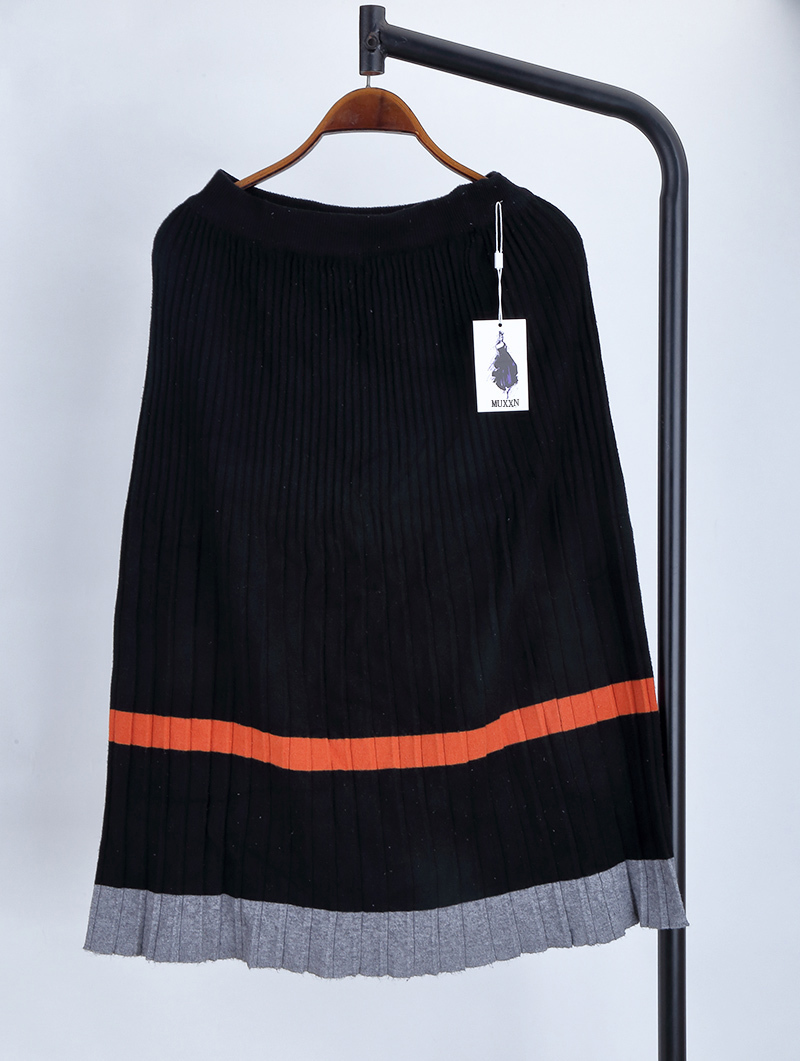 MUXXN Women's Knit Maxi Pleated Skirts High Waist Elastic A Line Long Skirt