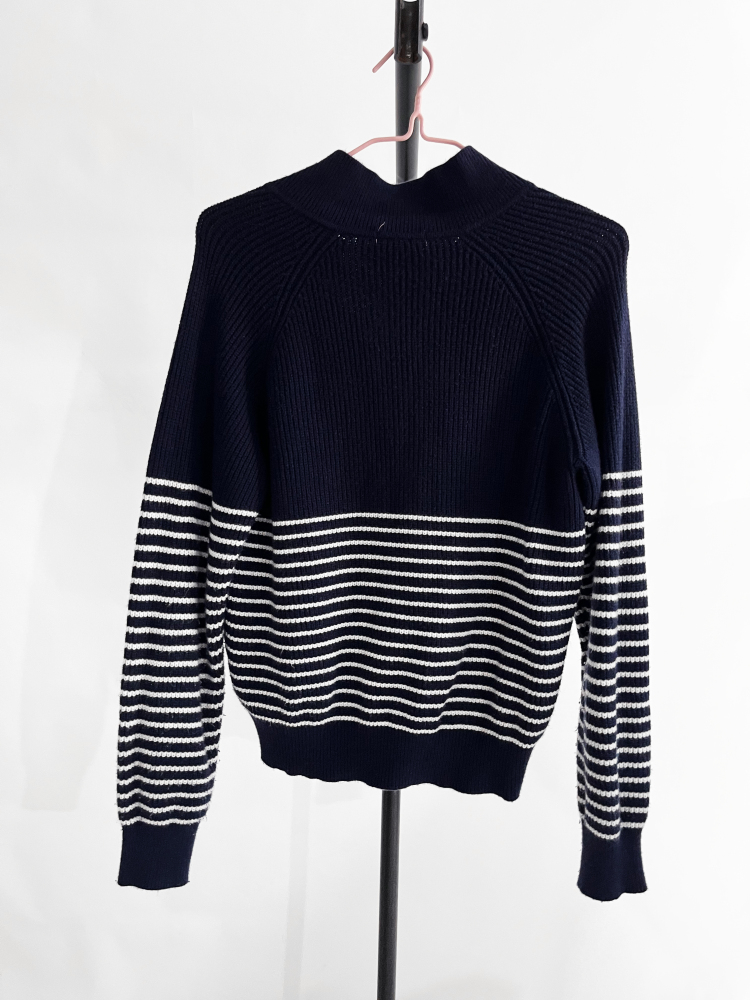 MUXXN Womens V Neck Splicing Knit Shirts Long Sleeve Casual Loose Pullover Knit Tops