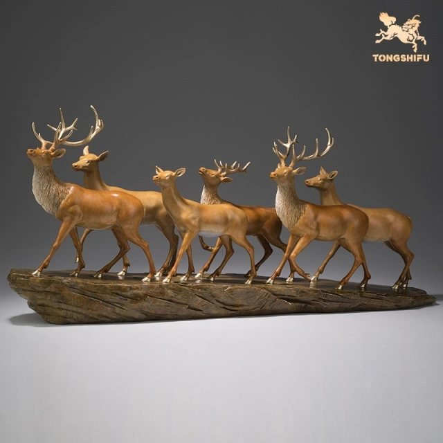 RUNNING DEERS