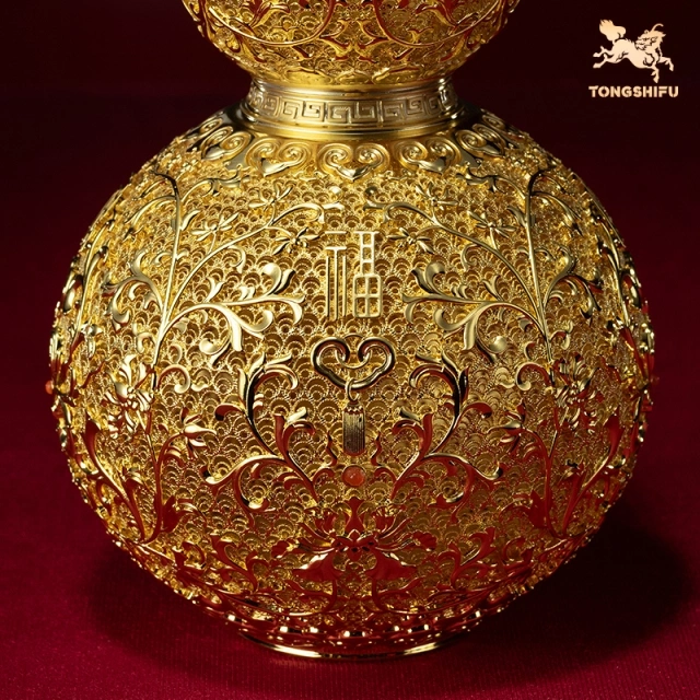 GOLD-PLATED FILIGREE LUCKY CALABASH