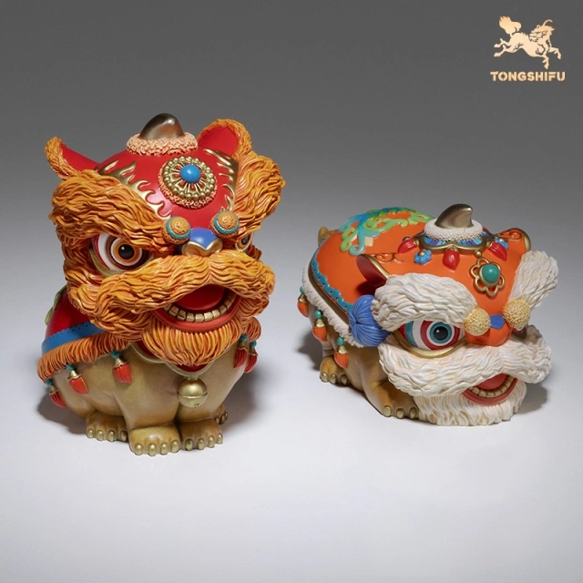 AUSPICIOUS & DESIRABLE DANCING LIONS