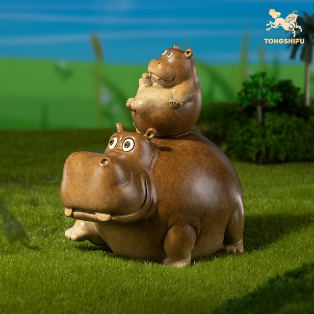 BABY HIPPO & MOTHER HIPPO